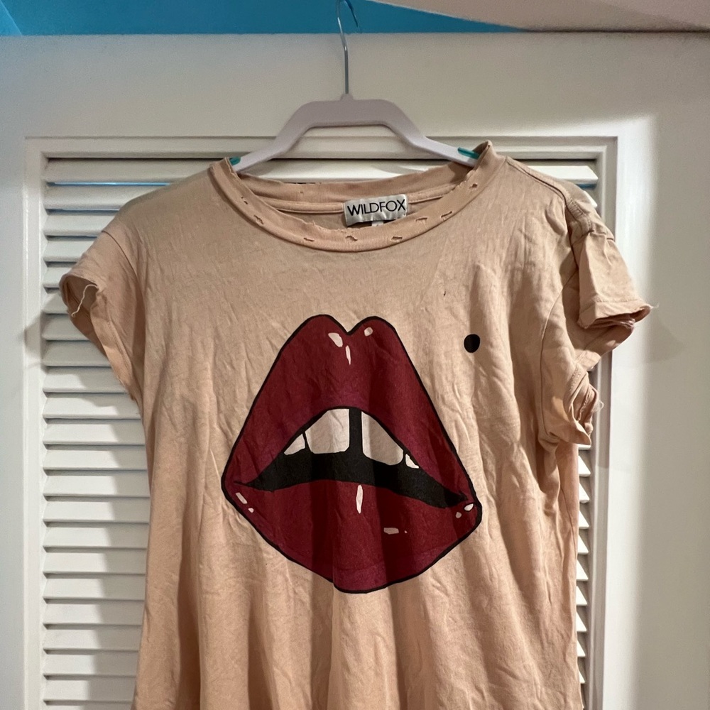 Wildfox Cream Tee with Red Lips Design